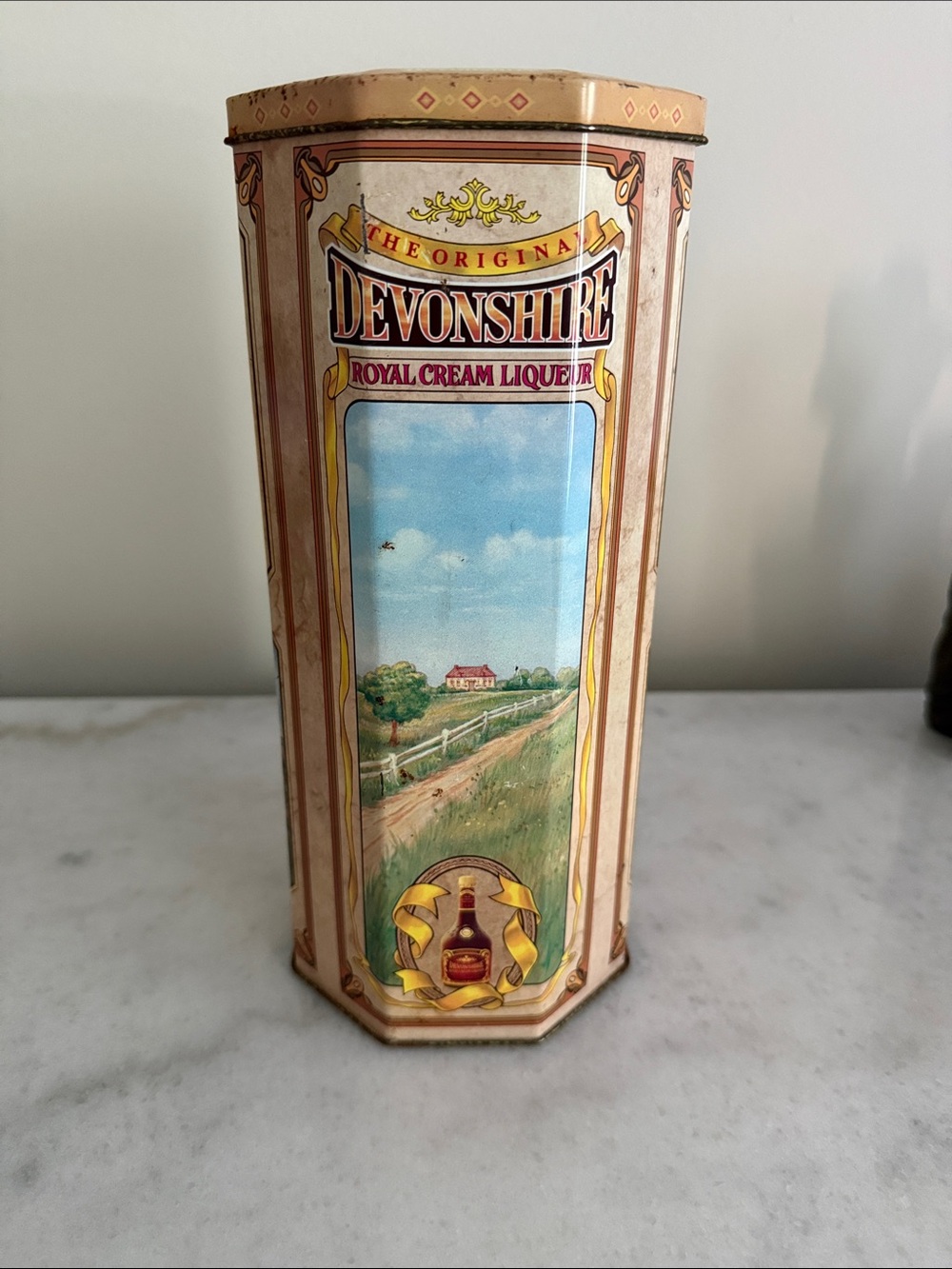 Devonshire royal  cream liqueur tin